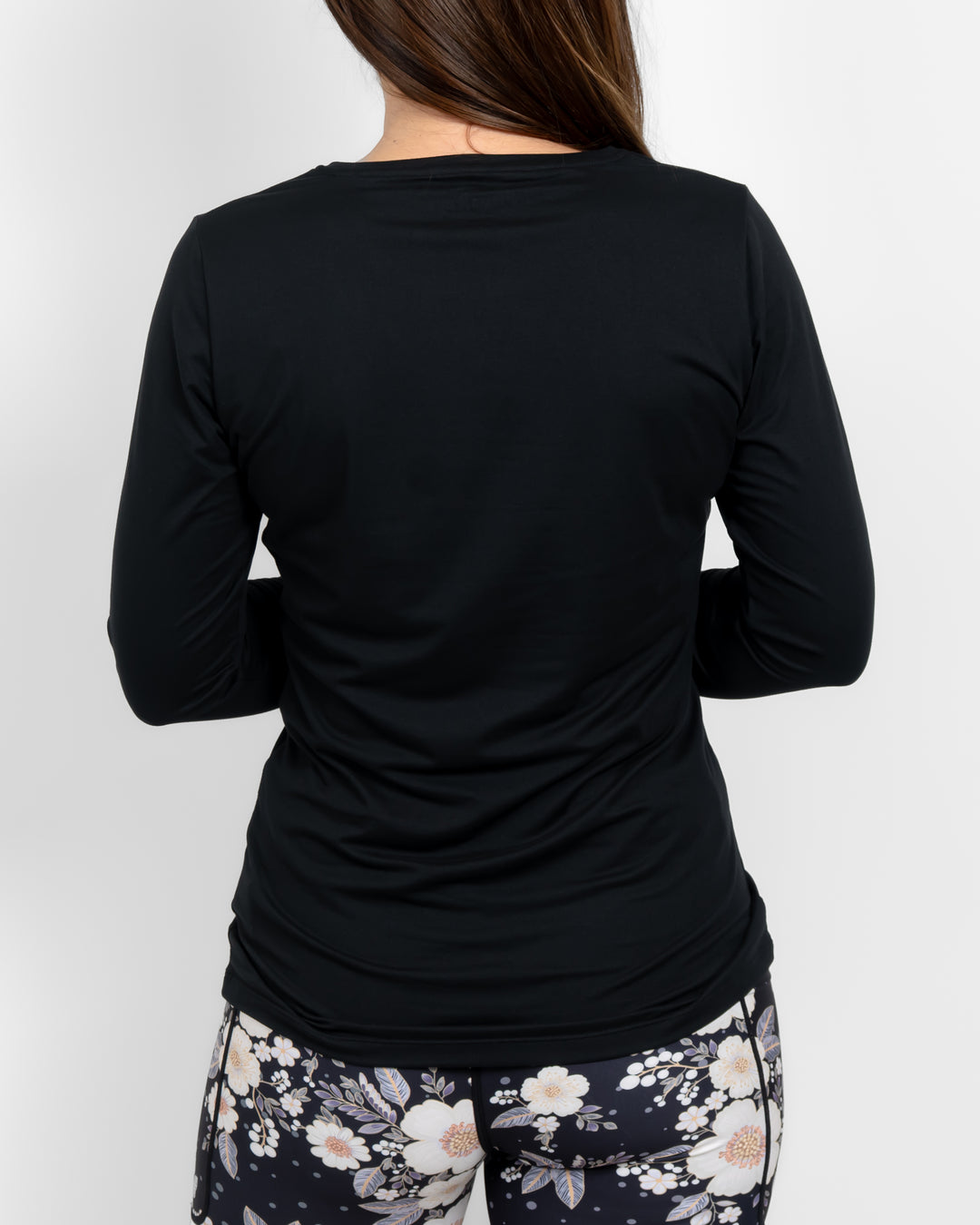Mira Relaxed Black Long-Sleeve